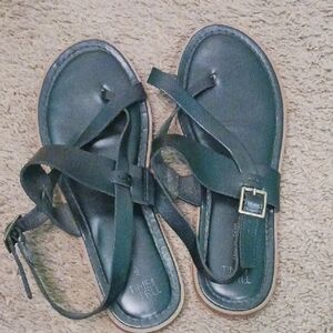 Time and Tru Women's Dark Sandals with Buckle